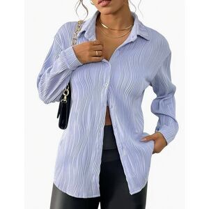 Womens Textured Blouse Size Small Light Blue Longsleeve Button Down Work Casual